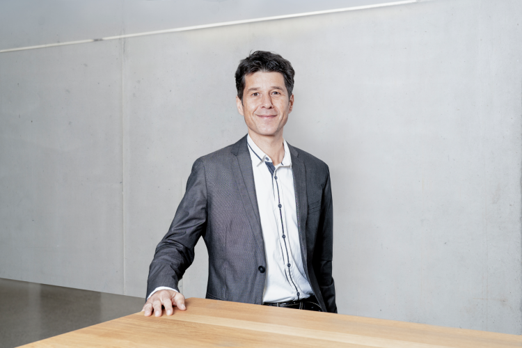 Peter Andres, Responsable de division Technologie